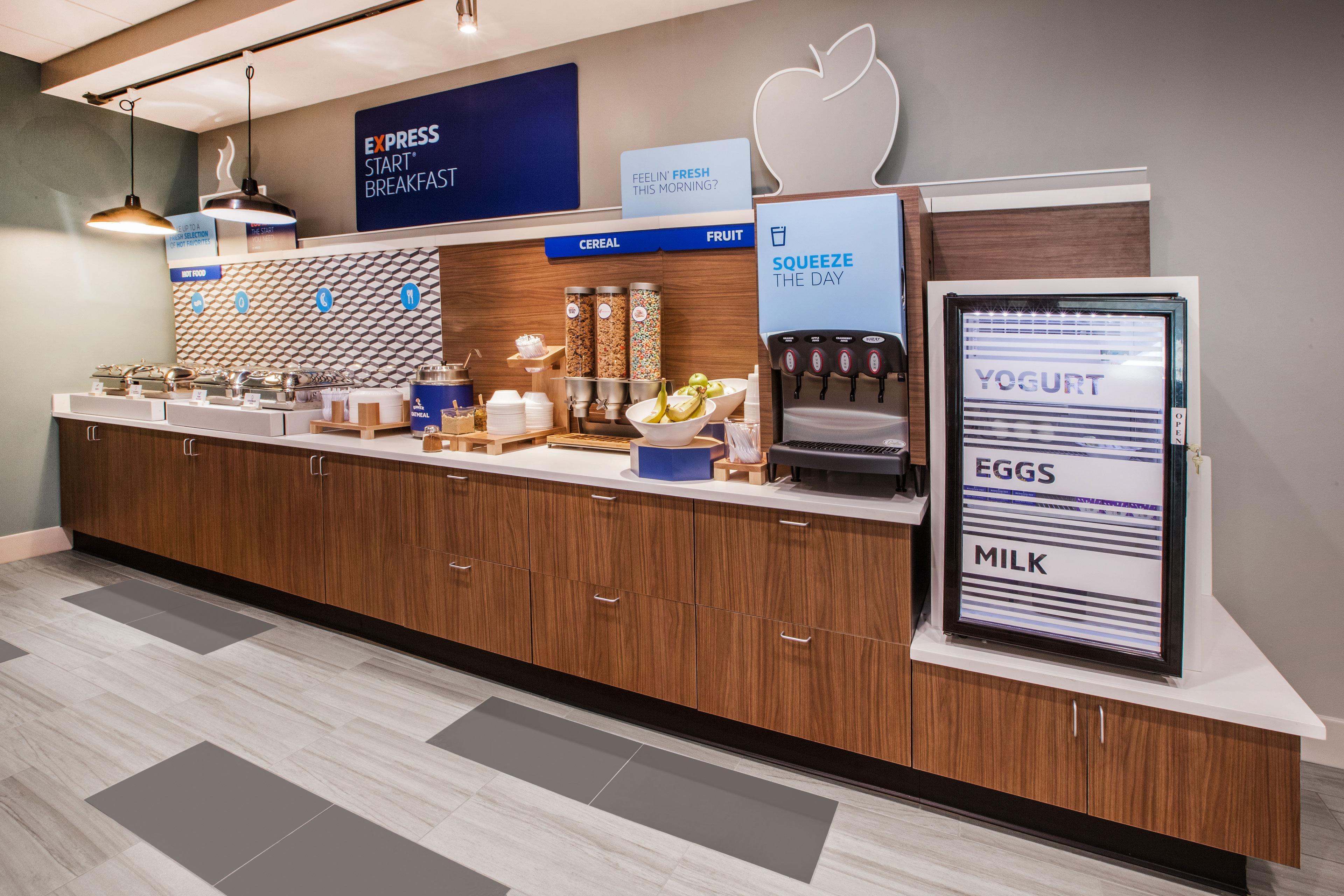 Holiday Inn Express Brooklyn - Kings Hwy, An Ihg Hotel New York Eksteriør billede